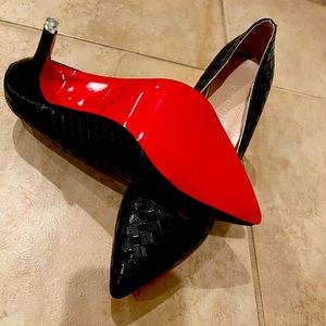 Women shoe fit 7.5 to 8